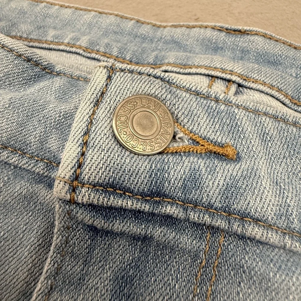 Levi's 513 Slim Straight Jeans Mens 34x30 Light‎ Wash Stretch Raw Hem Distressed